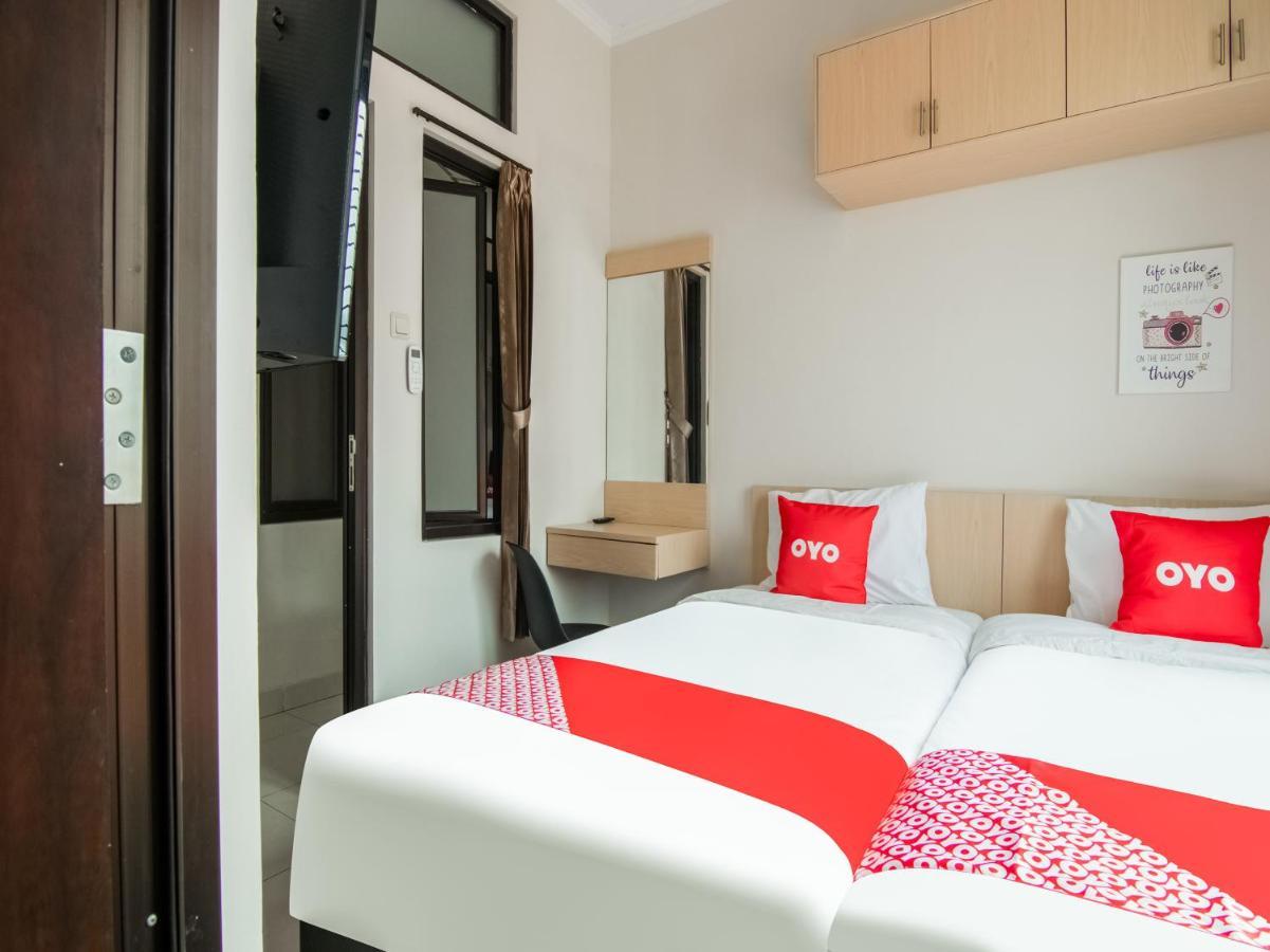 Telukjambe Oyo 3824 Columbus Residence J1 מראה חיצוני תמונה
